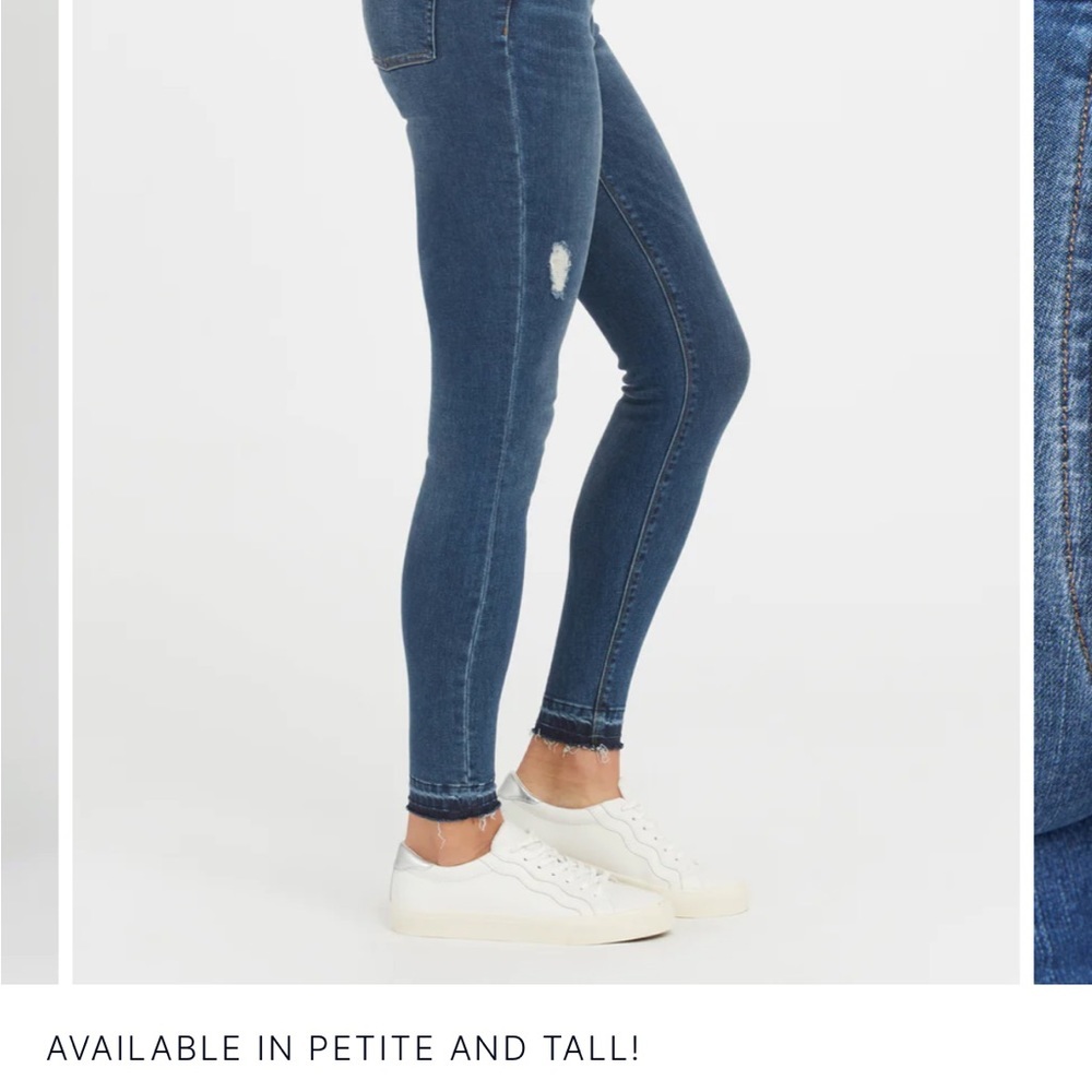 SPANX Distressed Ankle Skinny Jeans - Size M petite length - Picture 4 of 10
